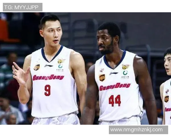 武汉篮球队与广州篮球队赛后分析力量对比与战术解析