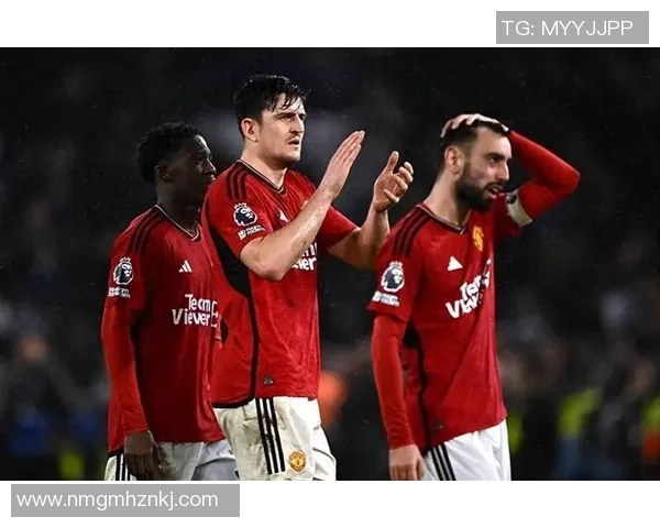 足球巨星重返赛场的经典瞬间回顾与感动时刻分享 足球巨星重返赛场的经典瞬间回顾与感动时刻分享