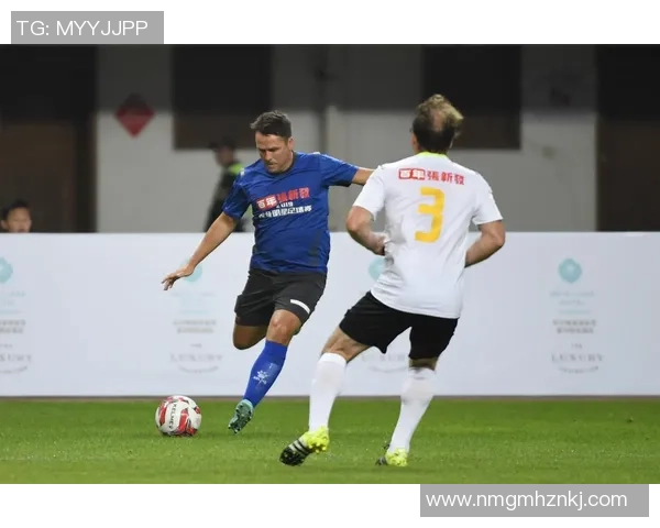 足球明星美霞的传奇故事与成就揭秘 足球明星美霞的传奇故事与成就揭秘